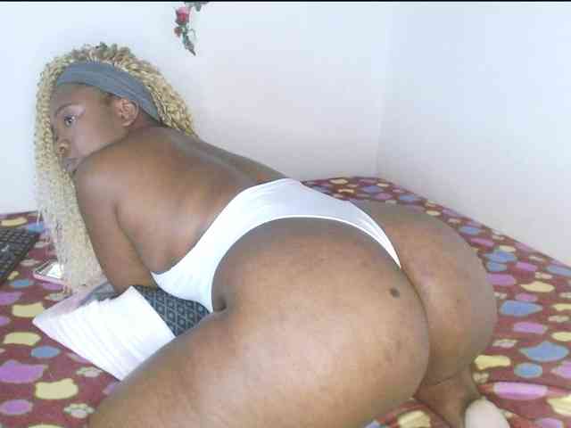 Chanellmontes121 webcam