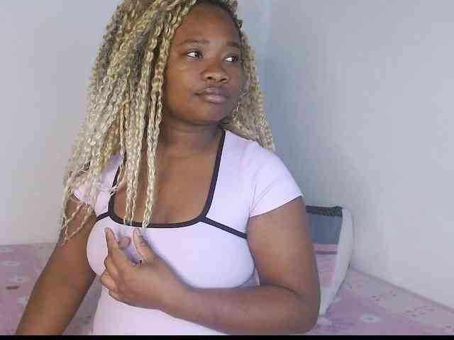 Chanellmontes121 webcam