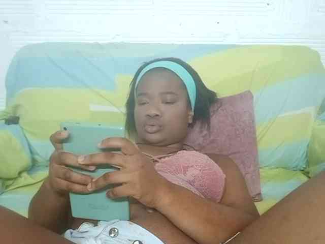 Chanellmontes121 webcam