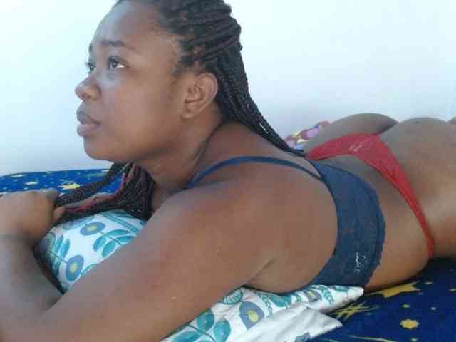 Chanellmontes121 webcam