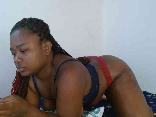 Chanellmontes121 webcam