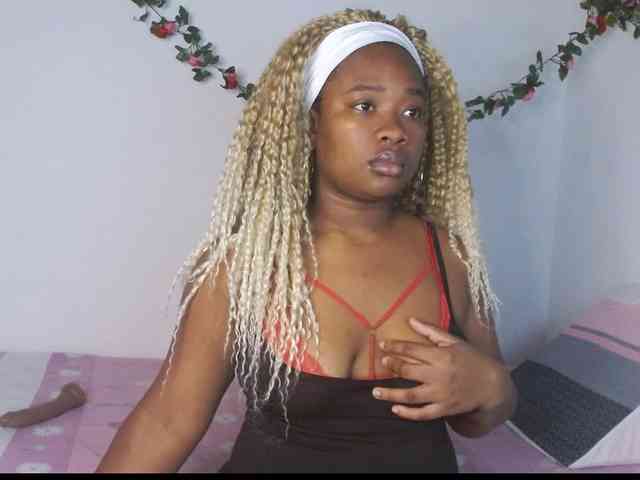 Chanellmontes121 webcam