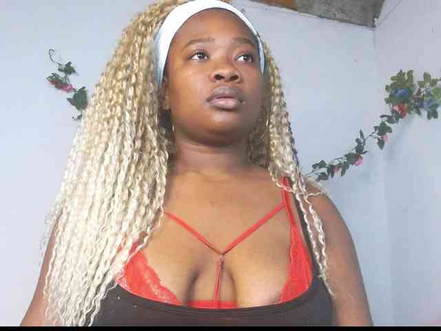 Chanellmontes121 webcam