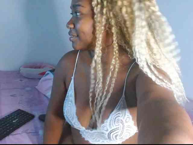 Chanellmontes121 webcam