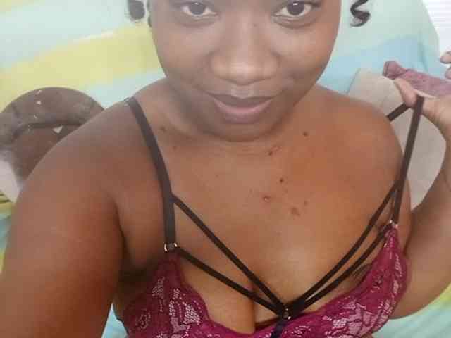 Chanellmontes121 webcam