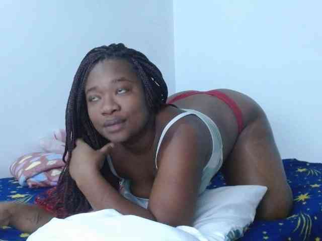 Chanellmontes121 webcam