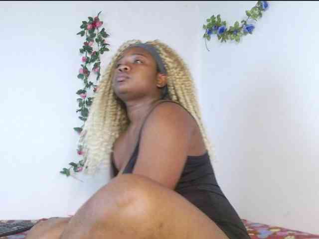 Chanellmontes121 webcam