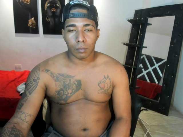 Blackmanghugecock