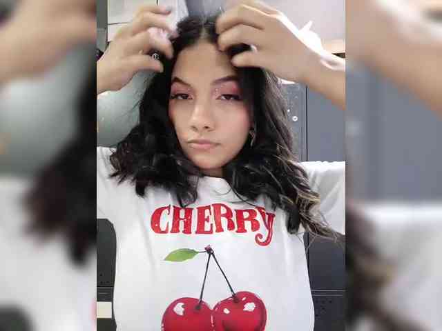 EmmaSanches webcam