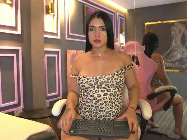 SeleneMonroe webcam