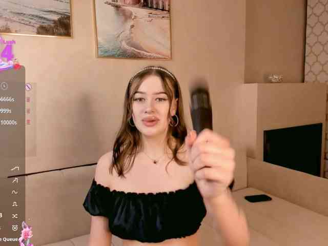 Модель: MaryDeluxe