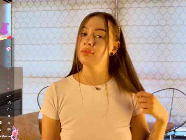 MaryDeluxe webcam