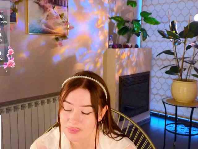 Модель: MaryDeluxe