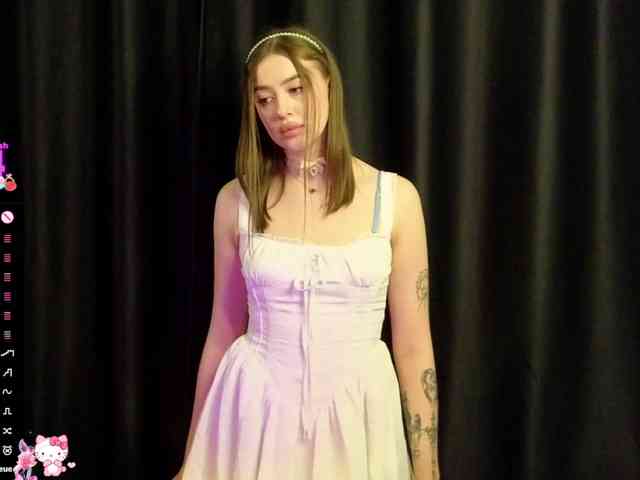 MaryDeluxe webcam