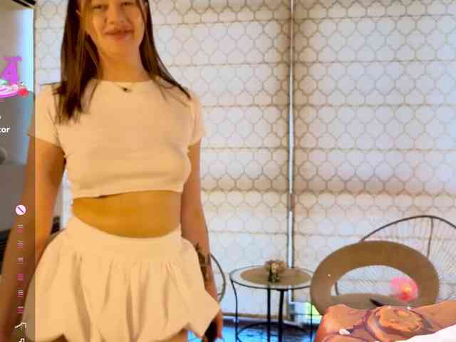 Модель: MaryDeluxe