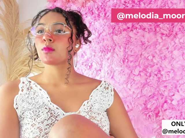 Melodymoore's BongaCams show and profile