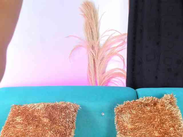 Melodymoore webcam