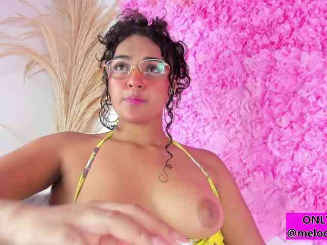 Melodymoore webcam