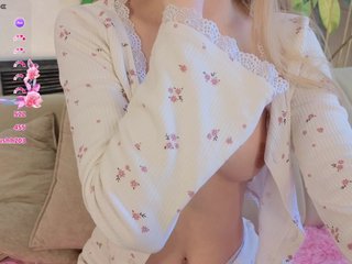 CrimsonAura Porn Show