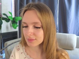 CrimsonAura Porn Show