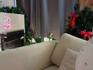 CrimsonAura Porn Show