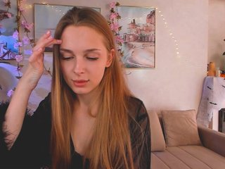 CrimsonAura Porn Show