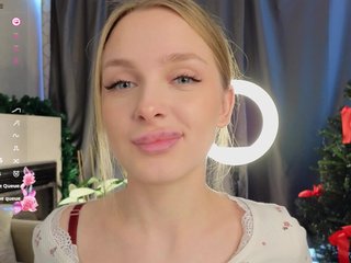 CrimsonAura Porn Show