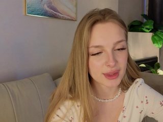 CrimsonAura Porn Show