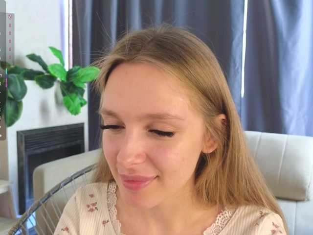 CrimsonAura — @total -- countdown: @sofar collected, @remain left before the show starts!PLAY WITH MY HAIR