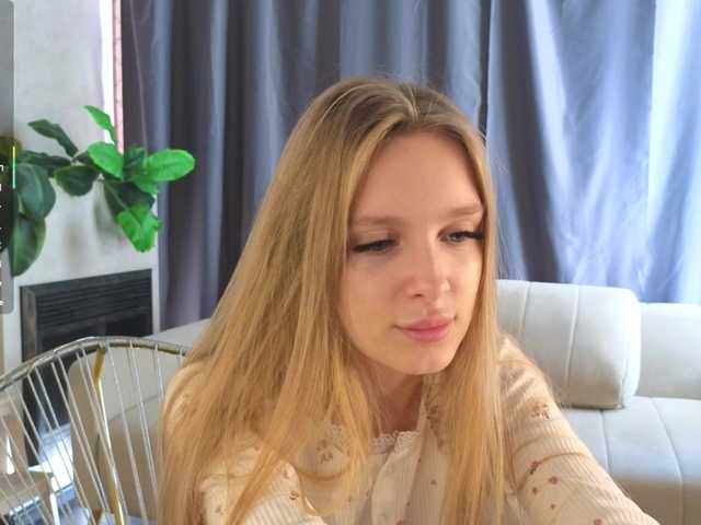 CrimsonAura from BongaCams is Freechat