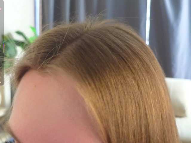 CrimsonAura from BongaCams is Freechat