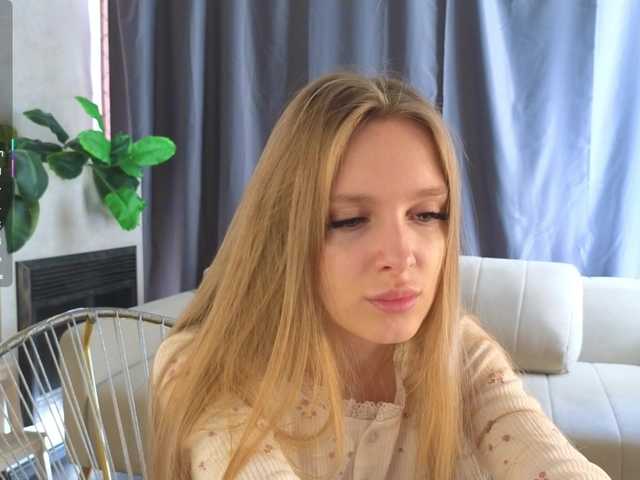 CrimsonAura from BongaCams is Freechat