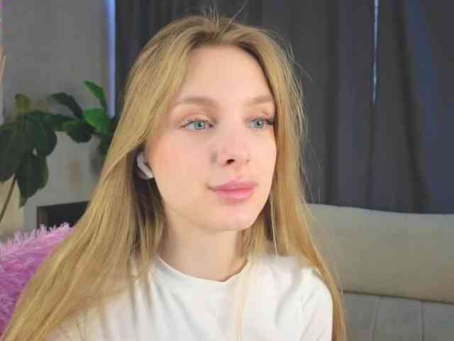 CrimsonAura CrimsonAura