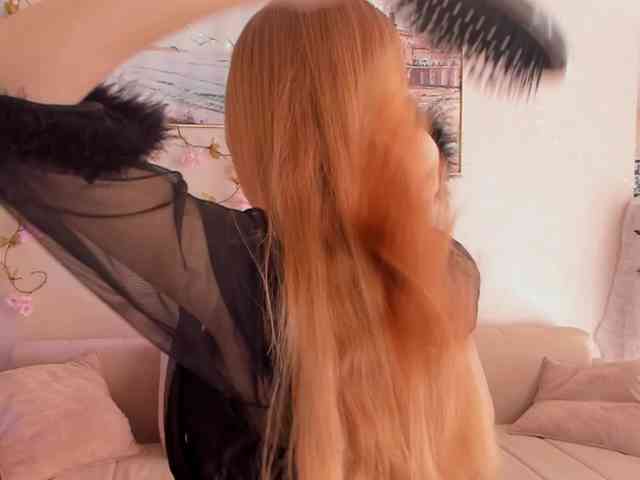 CrimsonAura webcam