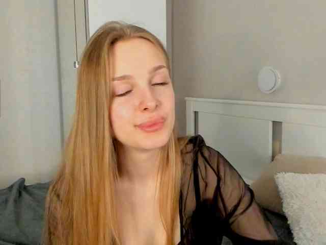 CrimsonAura CrimsonAura