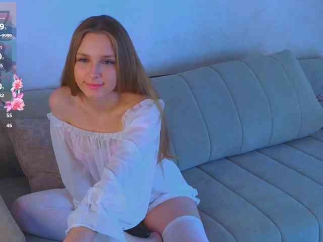 real web cam porn CrimsonAura