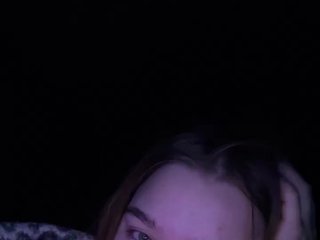 EmiliaHawkins Porn Show
