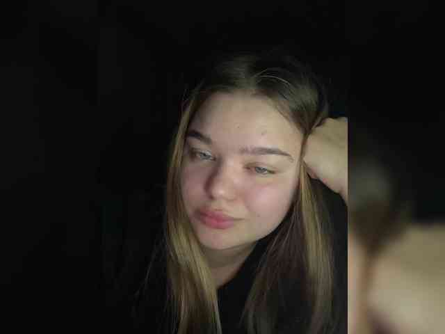 EmiliaHawkins webcam