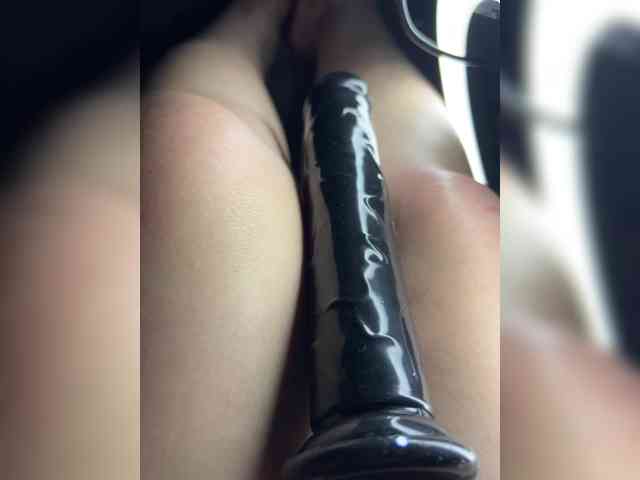 EmiliaHawkins webcam