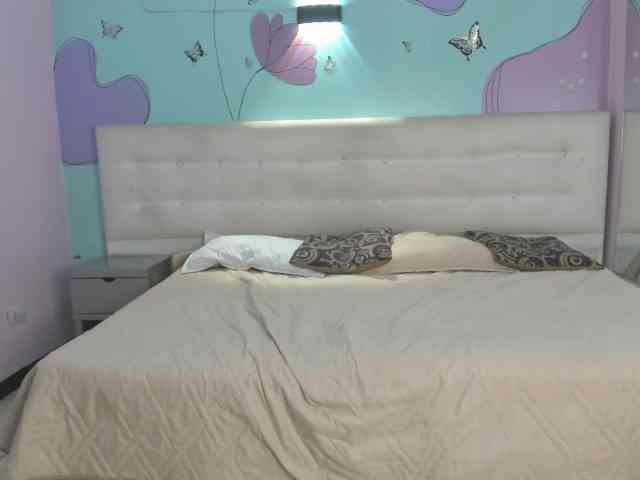 ValeriaScott webcam