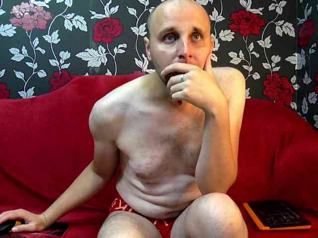 RuffusBleu Live Webcam on BongaCams