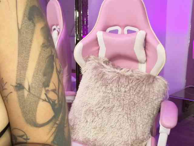 BrendaGreco webcam