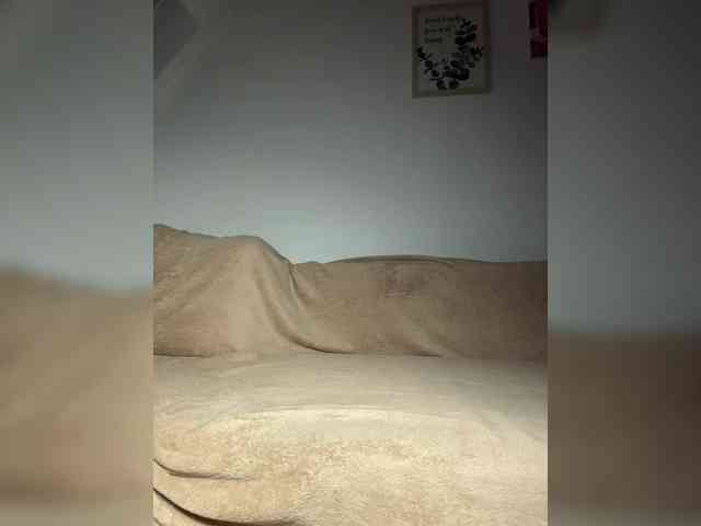 Leila11 webcam