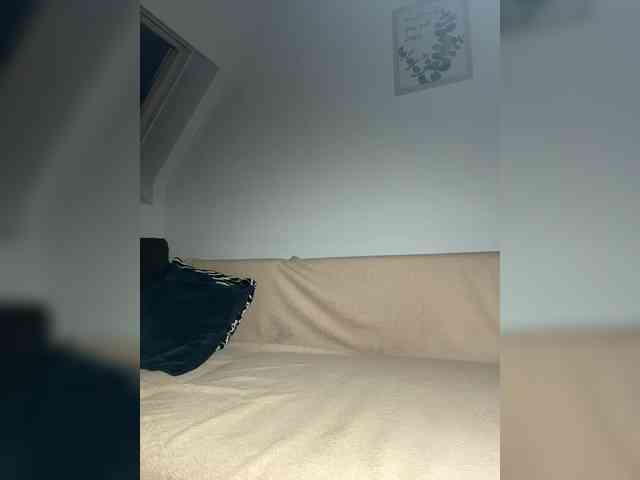 video chat nude Leila11
