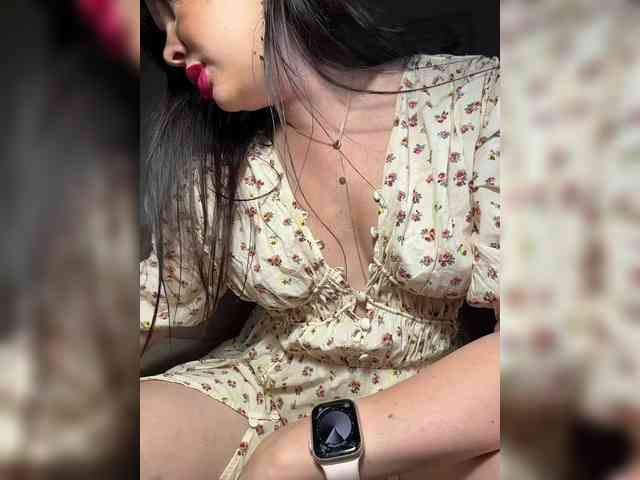 Leila11 webcam