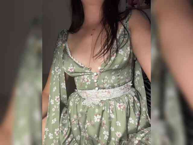 Leila11 webcam