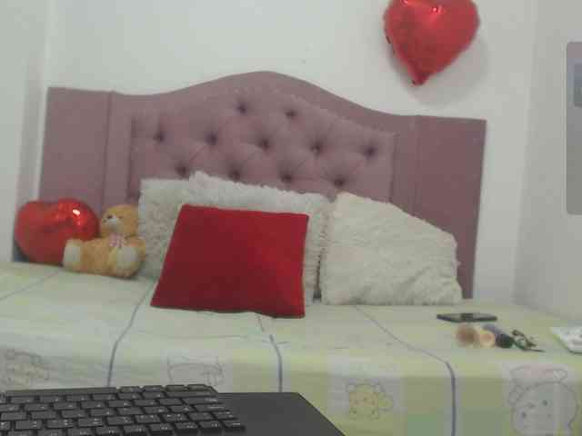 Cristalmilf1 webcam