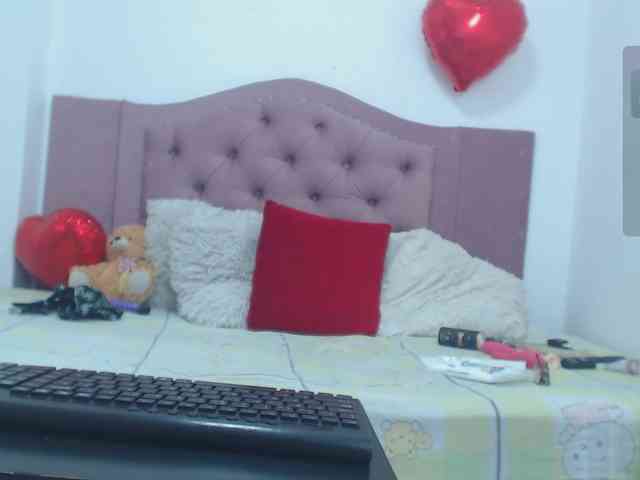 Cristalmilf1 webcam