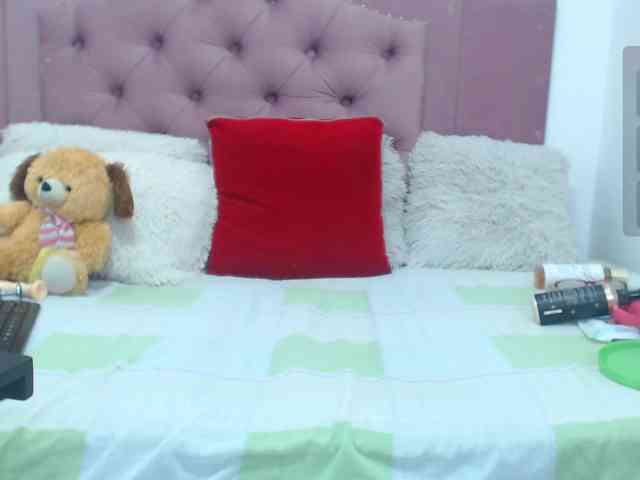 Cristalmilf1 webcam