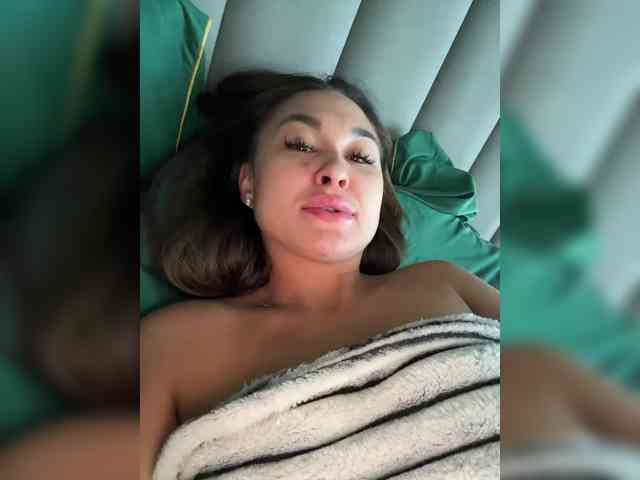 Alina-102 webcam